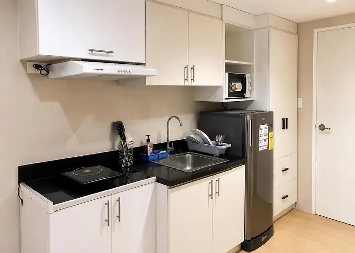 Deluxe Unit By Migas Haven At Sunvida Sm City *